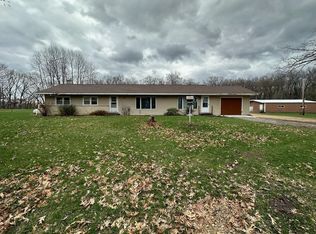 N3412 2nd Ave, Oxford, WI 53952