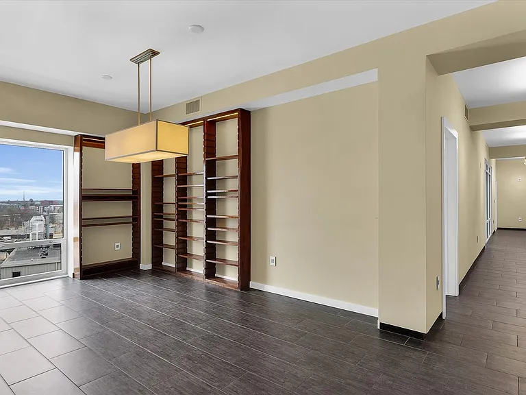 301 N Neil St #808-809 — Photo 25