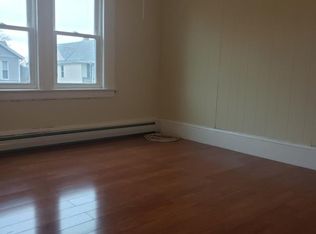149 Greenwood St APT 3, New Britain, CT 06051