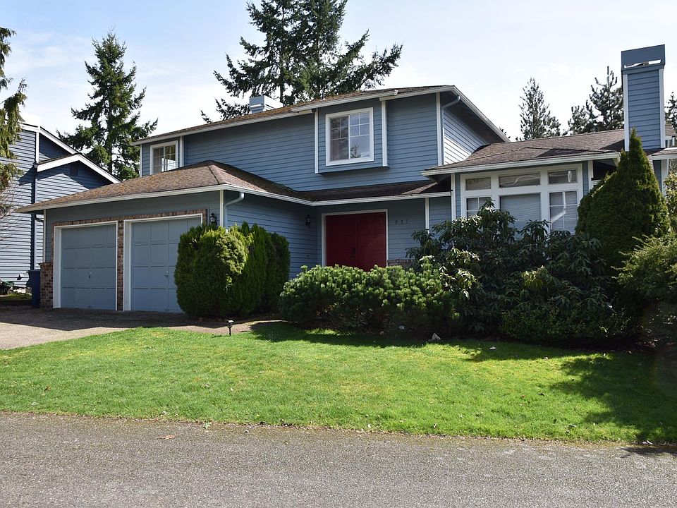 1st image of 923 224th Ct NE