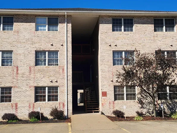434 Creekside Dr, Morgantown, WV 26508