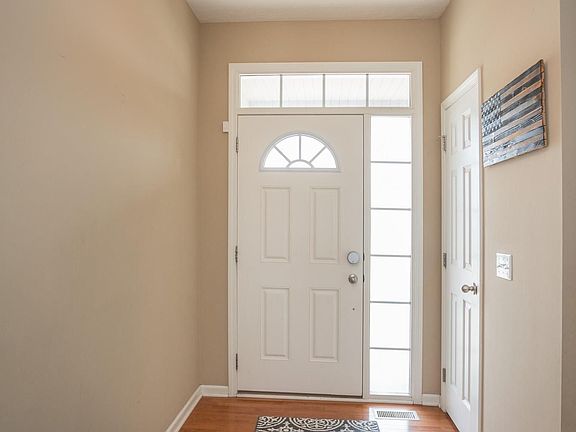 4th image of 1116 Walnut Creek St