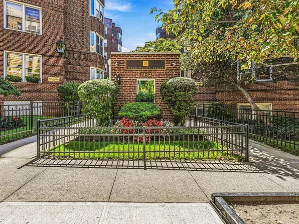73-12 35th Ave #D32, Jackson Heights, NY 11372
