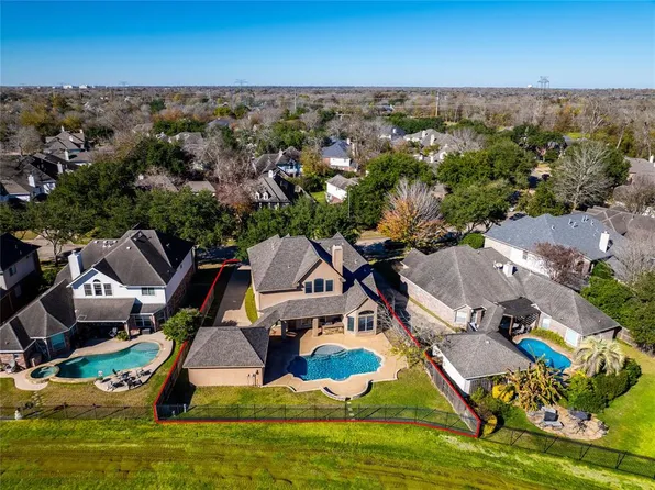 1518 Brookstone Lane, Sugar Land, TX 77479
