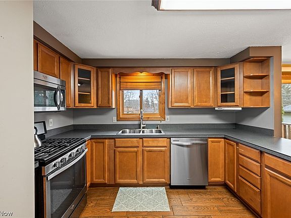 5th image of 6172 Melshore Dr