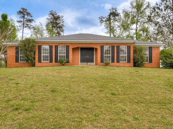 4346 Creekview Dr, Hephzibah, GA 30815