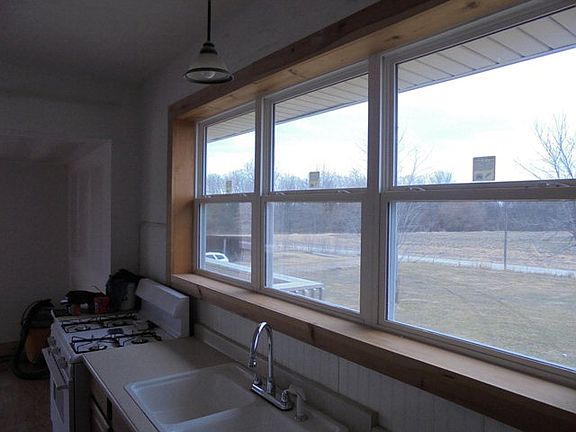 3rd image of 11029 Tough Branch Ave