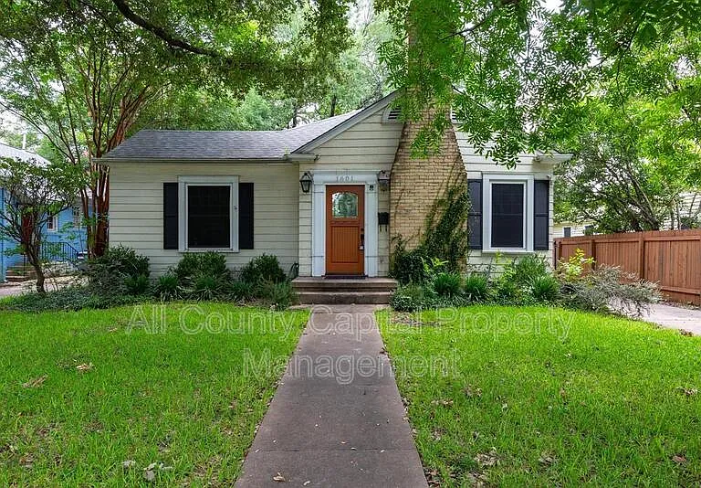 1601 W 29th St #1601 — Photo 1