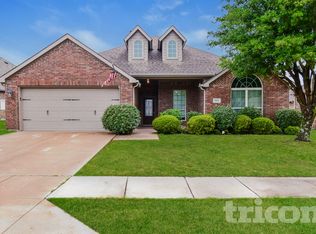 204 Charleston Ln, Fate, TX 75189