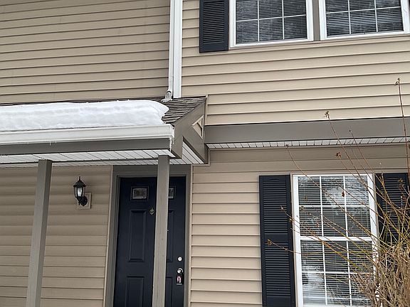 2nd image of 2086 Chapel Dr