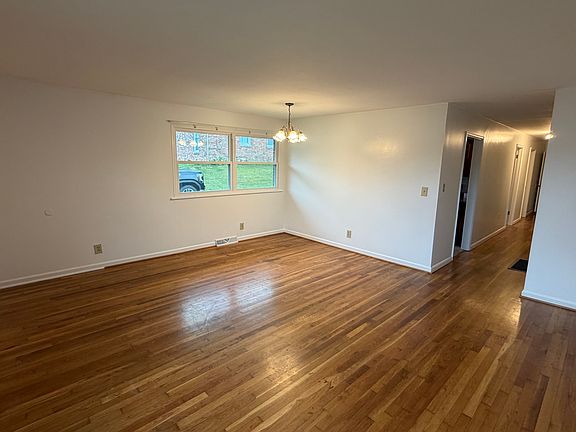 2nd image of 124 Ronameki Dr #A