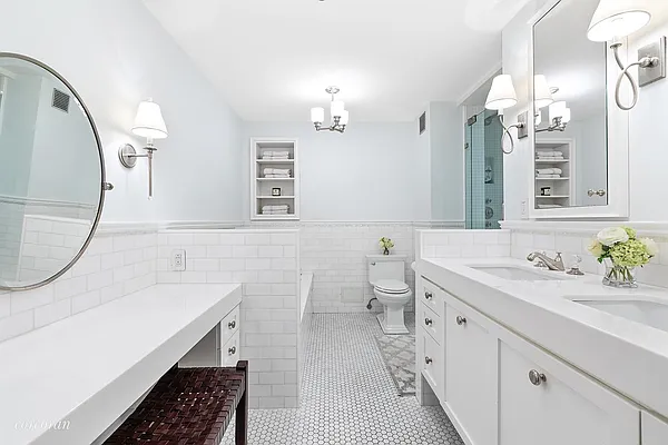 Sold by Corcoran | media 27