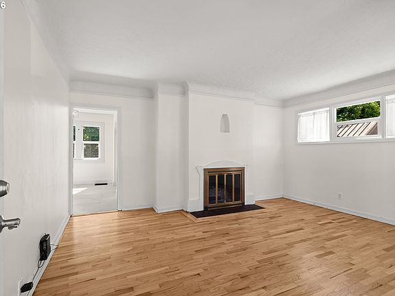 5th image of 5314 NE 72nd Ave