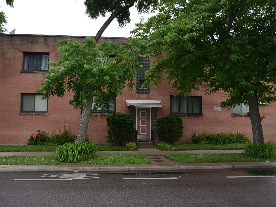 1st image of 2822 W Granville Ave #2W