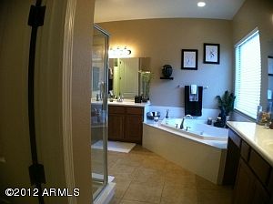 4th image of 3207 W Desert Ln