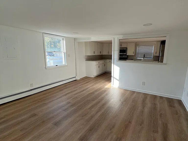 1522 E Main St #A — Photo 3