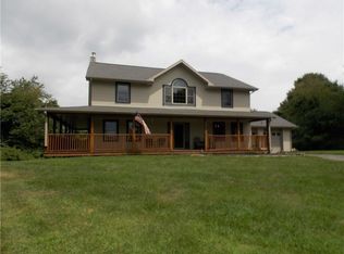 1707 Sohn Rd, Aliquippa, PA 15001