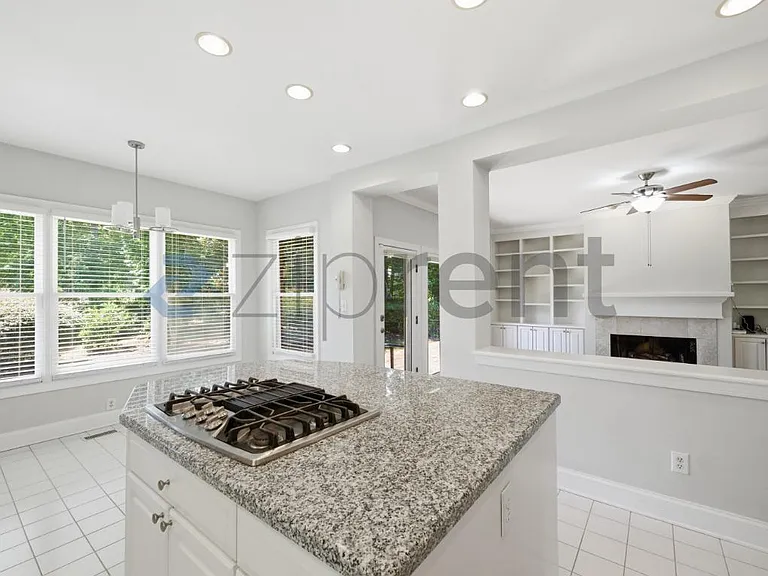 73201 Burrington — Photo 19