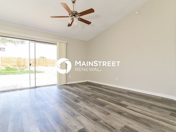 4th image of 11849 Caruso Dr