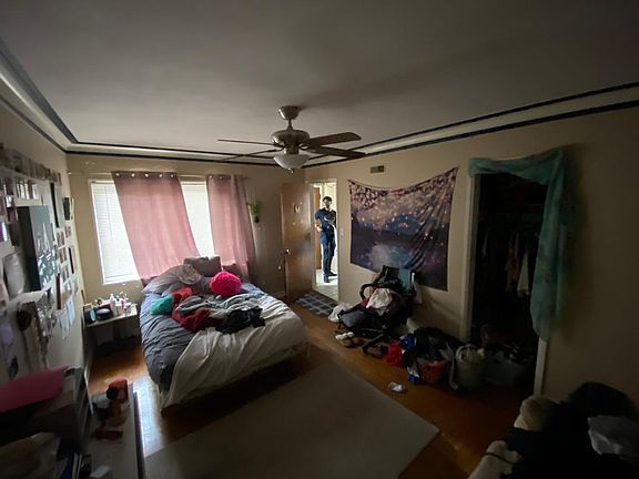 5th image of 5024-26 Rockford Dr