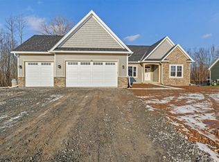 46 Willnick Cir, Rochester, NY 14612