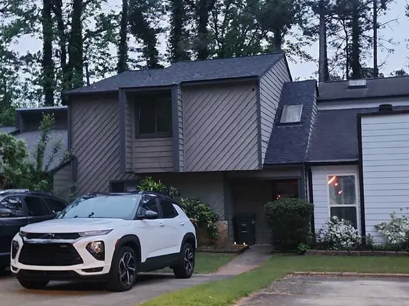 284 Heathersett Dr SW, Marietta, GA 30064