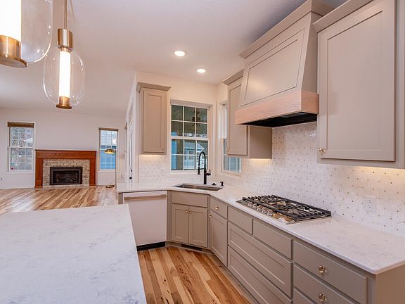 3rd image of 2498 Pond Cir E