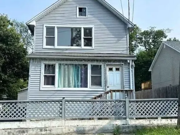 11 White St, Spring Valley, NY 10977