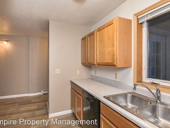 5th image of 1212 29th Ave APT 1
