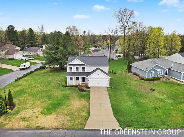 72597 Faye Ct, South Haven, MI 49090