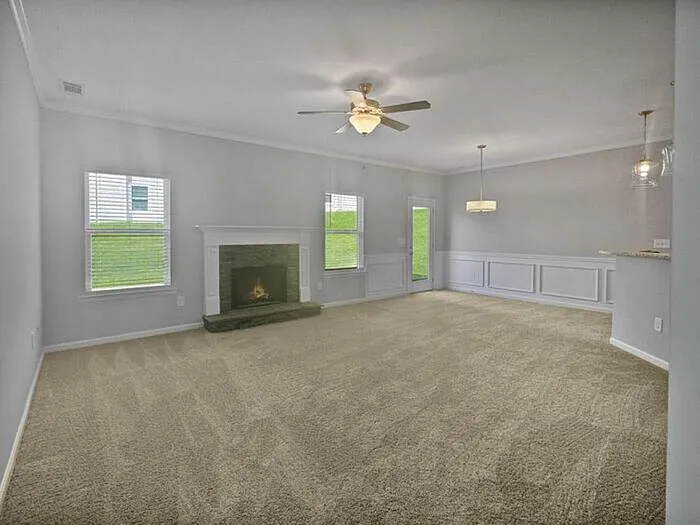 121 Liberty Bell Dr — Photo 3