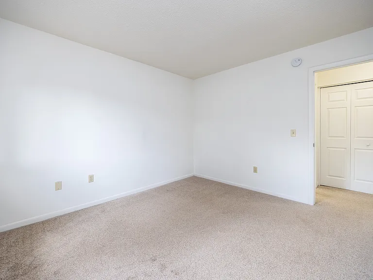 Clintwood Apartments — Photo 9