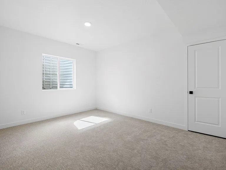 882 W Caroline Dr — Photo 52