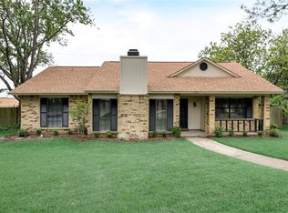 1124 Amur St, Mesquite, TX 75150