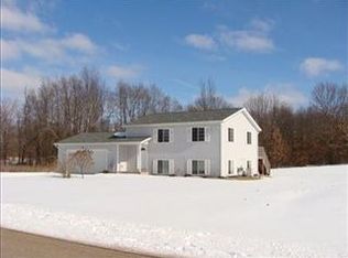 55551 Sand Pines Cir, Paw Paw, MI 49079