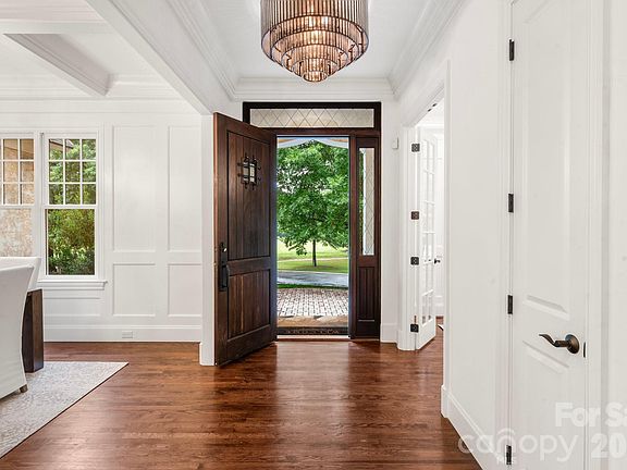 4th image of 406 Creeping Cedar Ct