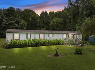 650 Reek Rd, Columbia, NC 27925