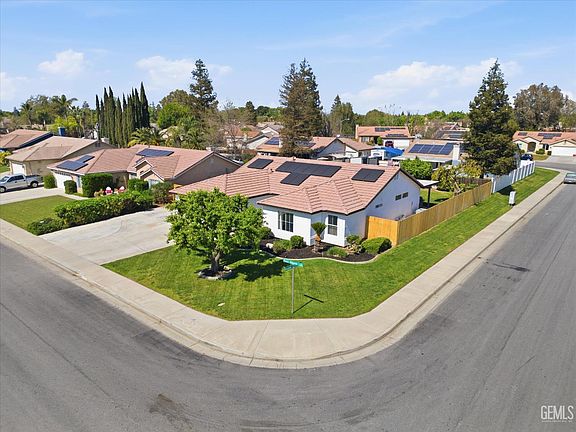 5th image of 10702 Peach Blossom Ave