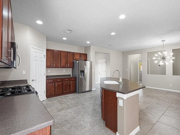 224 Valle Alto Dr NE — Photo 12