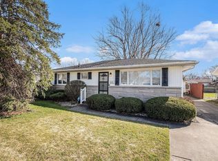 2730 Edison Rd, South Bend, IN 46615