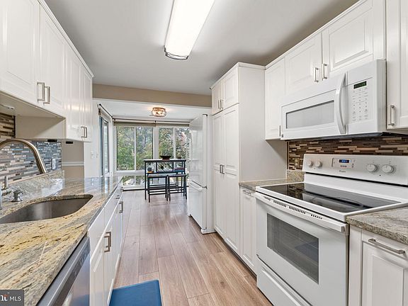 3rd image of 18040 Chalet Dr #15-201
