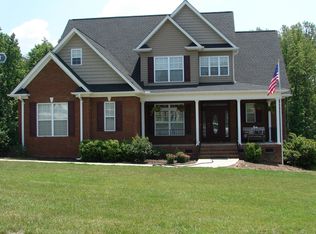 2 Duffer Ct, Greenville, SC 29609