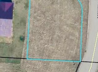 501 W Classic Village Ln, Mount Sterling, KY 40353
