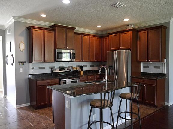 4th image of 11869 Carson Lake Dr W