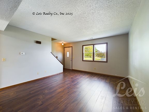 2nd image of 107 Clearview Ct