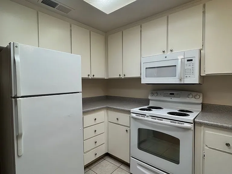 6164 Country Club Dr — Photo 7
