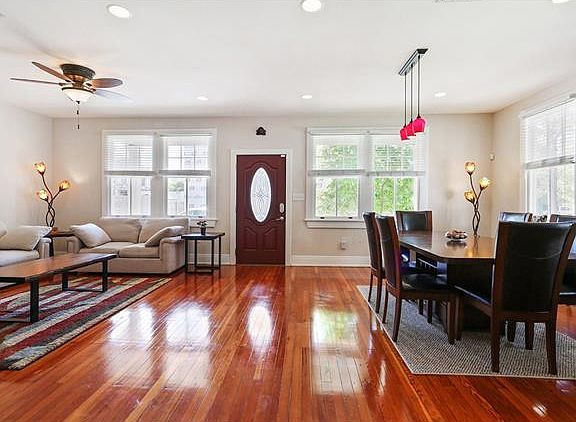 3rd image of 3027 Jena St