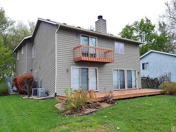2nd image of 2057 Skyline Dr