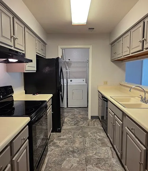 12024 W Cross Dr #107 — Photo 2