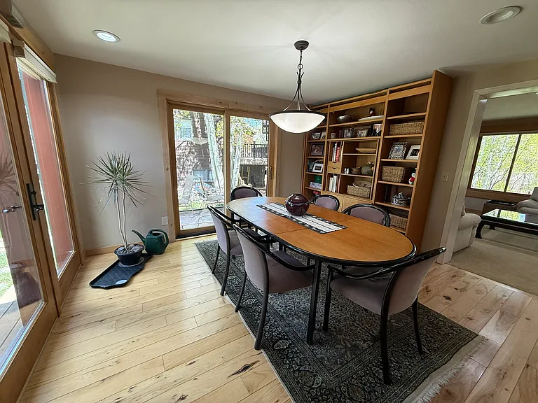 1250 Mesa Dr — Photo 13